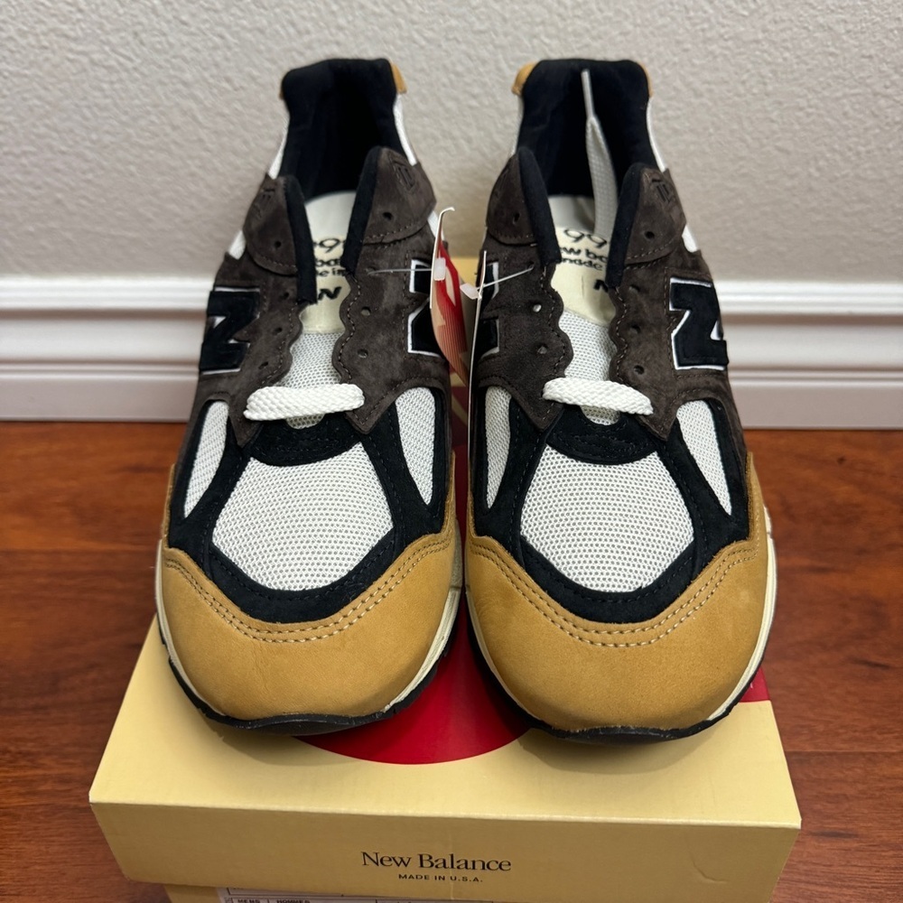 New Balance 990v2 MiUSA Season 2 Brown Size 11 - Picture 2 of 8